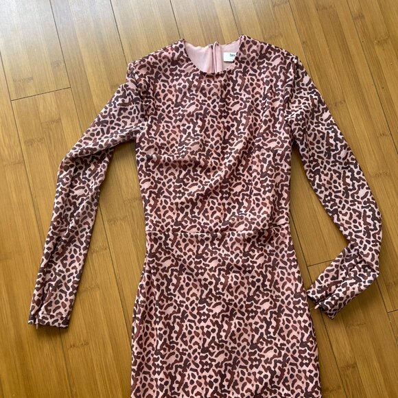 House of CB Pink animal print fitted maxi dress - small - Picture 4 of 6
